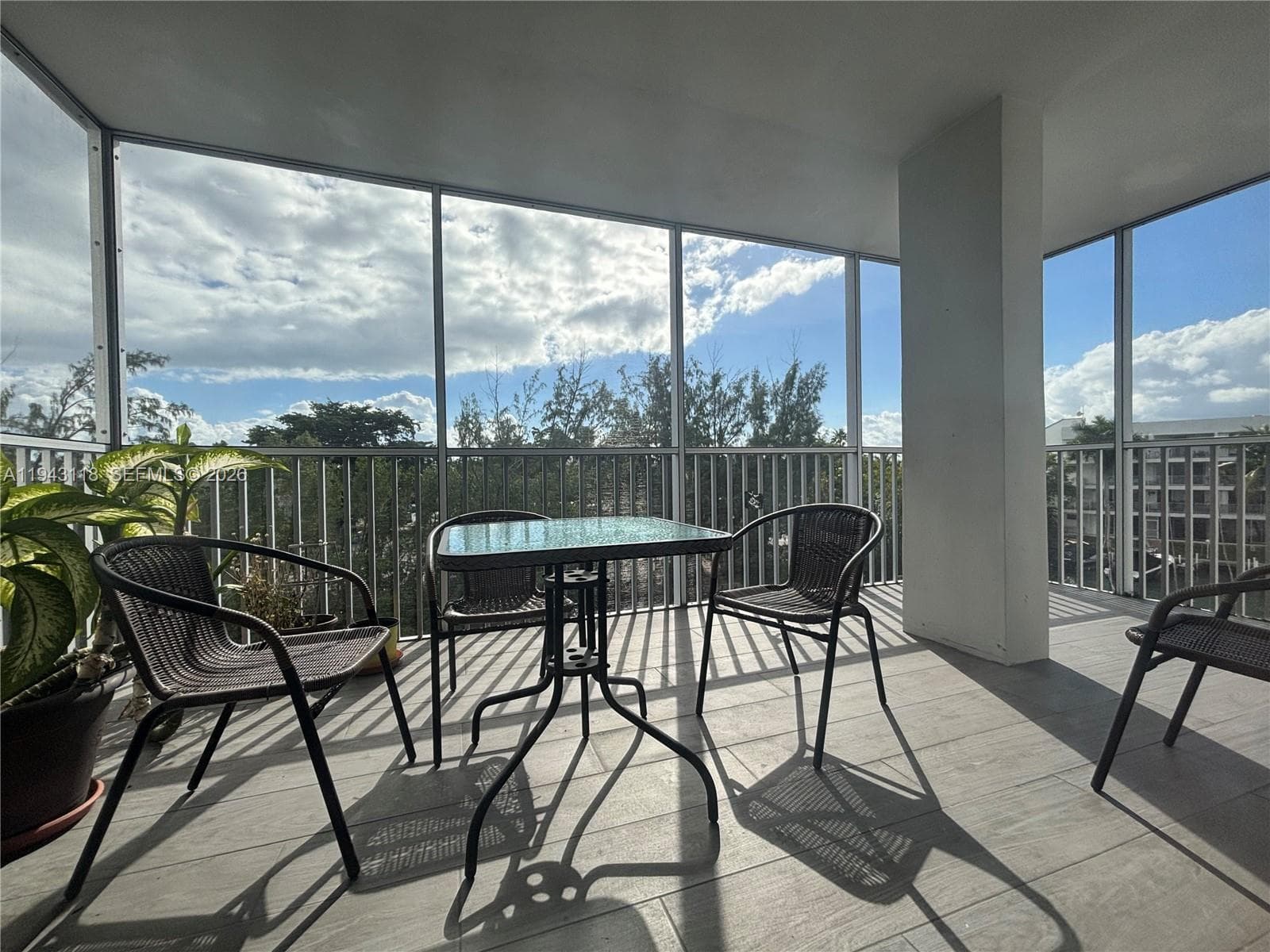 EASTERN SHORE WHITE HOUSE · #415 in North Miami Beach - Photo 23