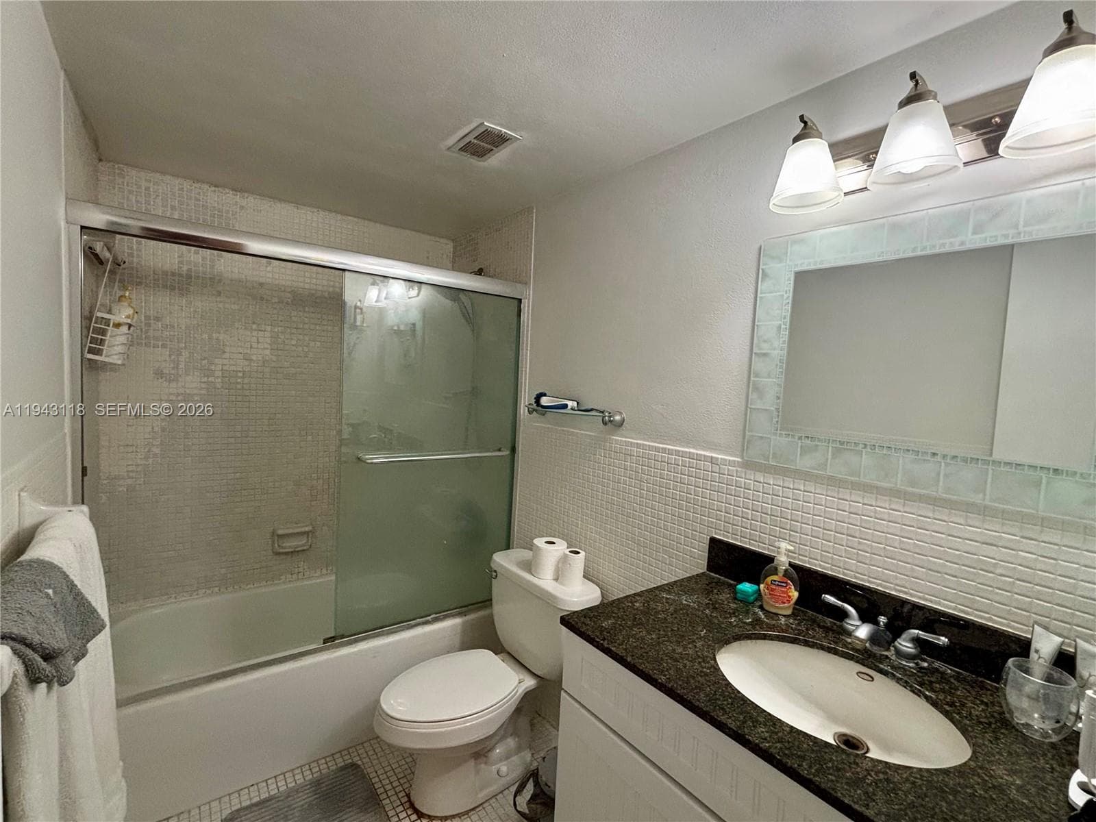 EASTERN SHORE WHITE HOUSE · #415 in North Miami Beach - Photo 16