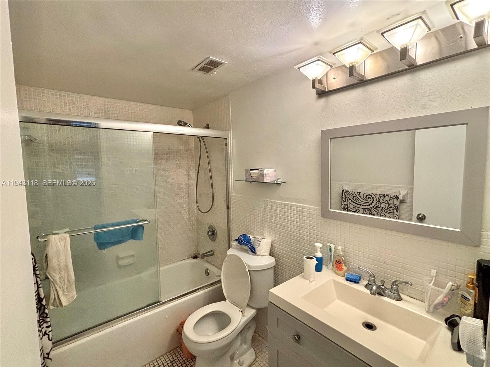 EASTERN SHORE WHITE HOUSE · #415 in North Miami Beach - Photo 22