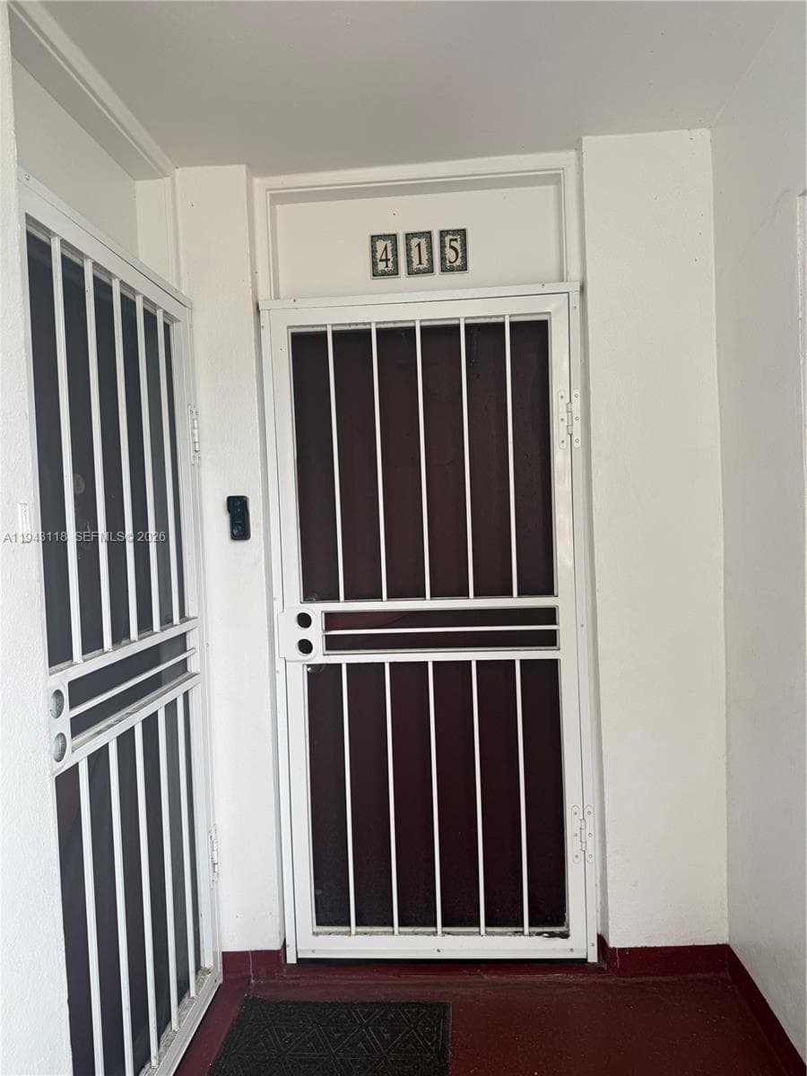 EASTERN SHORE WHITE HOUSE · #415 in North Miami Beach - Photo 3