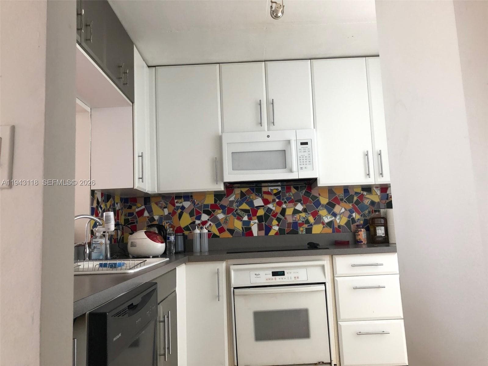 EASTERN SHORE WHITE HOUSE · #415 in North Miami Beach - Photo 10