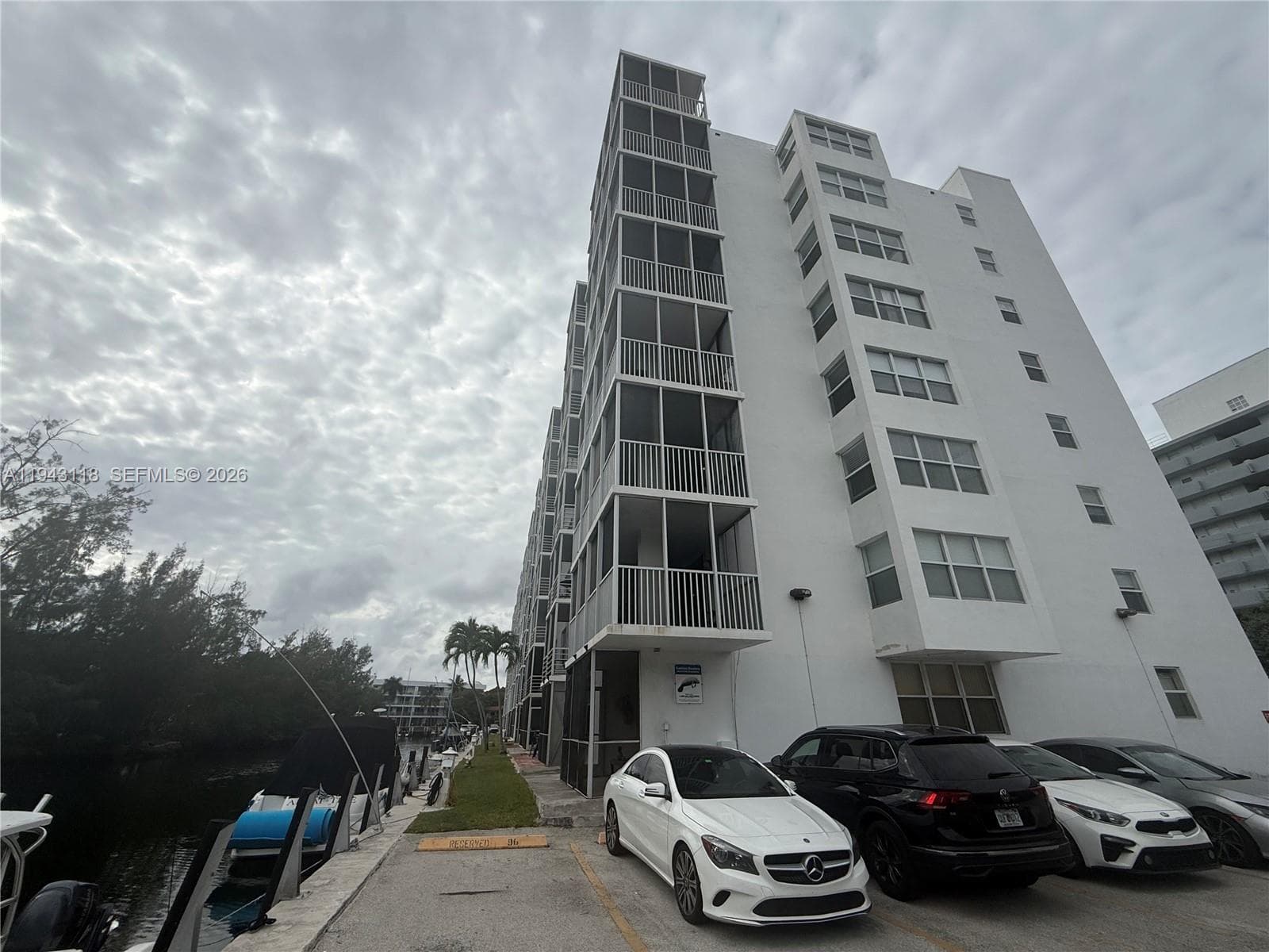EASTERN SHORE WHITE HOUSE · #415 in North Miami Beach - Photo 37