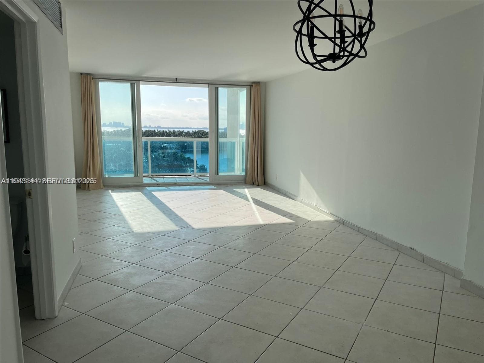 Aquasol · #11H in Miami Beach - Photo 5