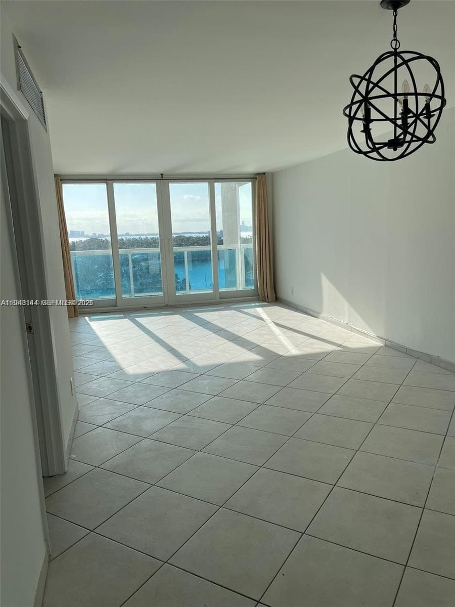 Aquasol · #11H in Miami Beach - Photo 19