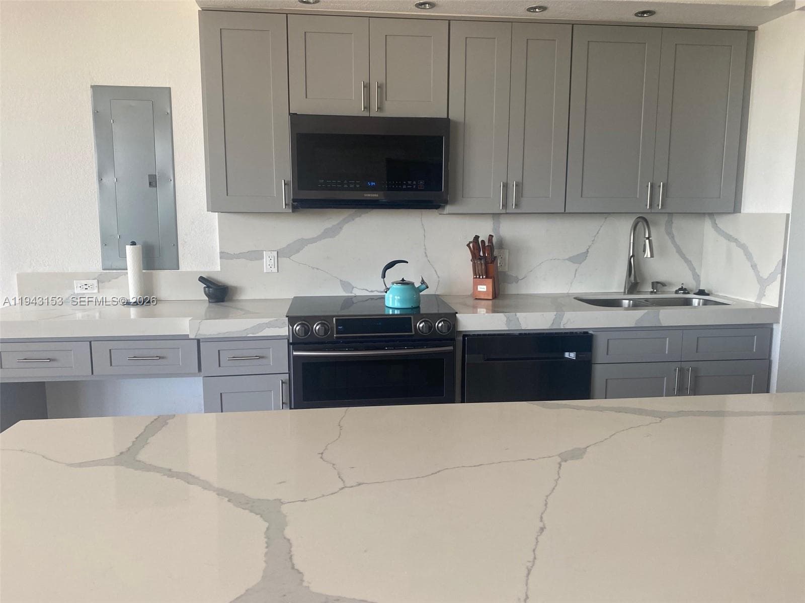 TERRACES NORTH TURNBERRY · #911 in Aventura - Photo 13