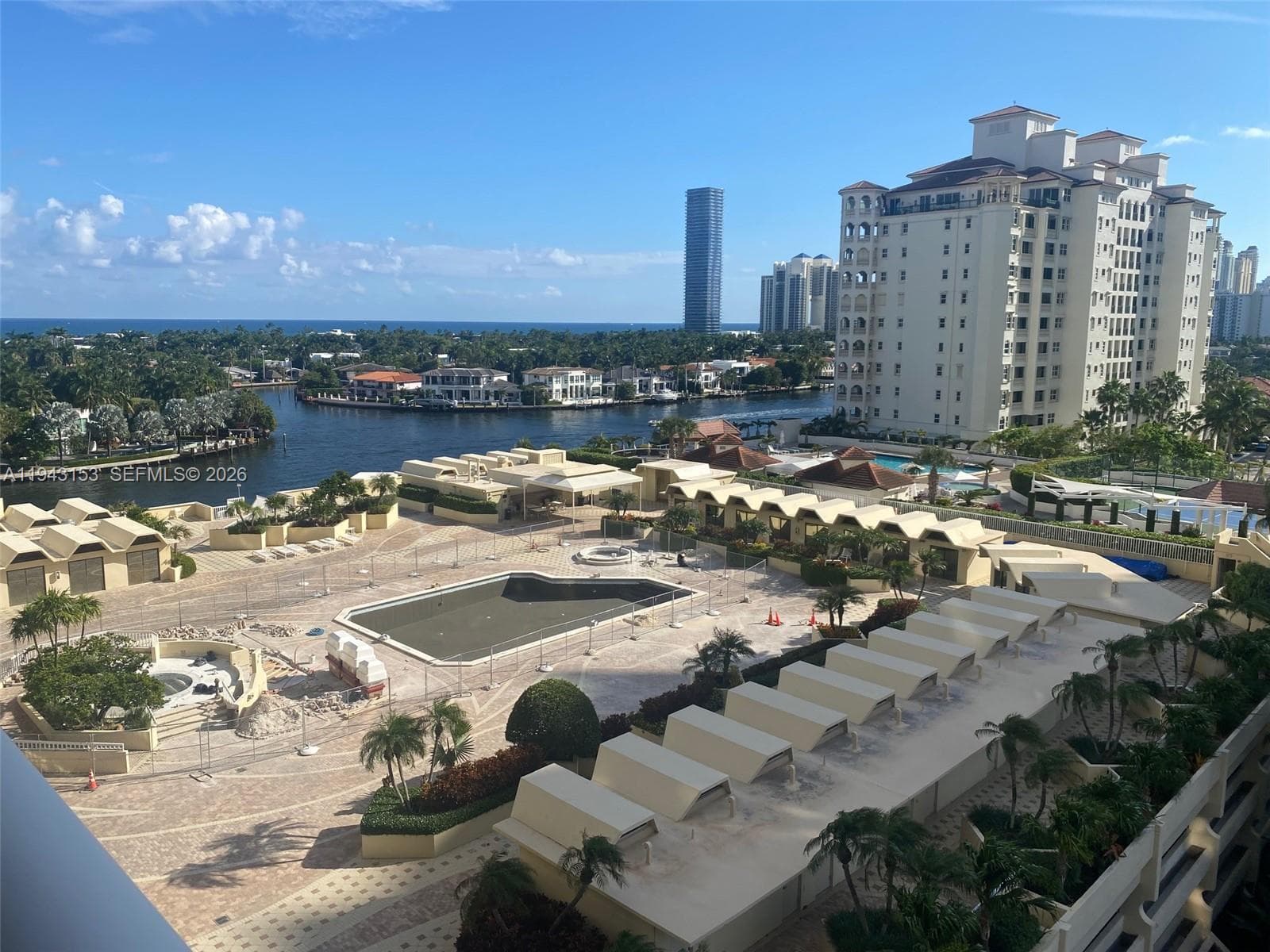 TERRACES NORTH TURNBERRY · #911 in Aventura - Photo 40
