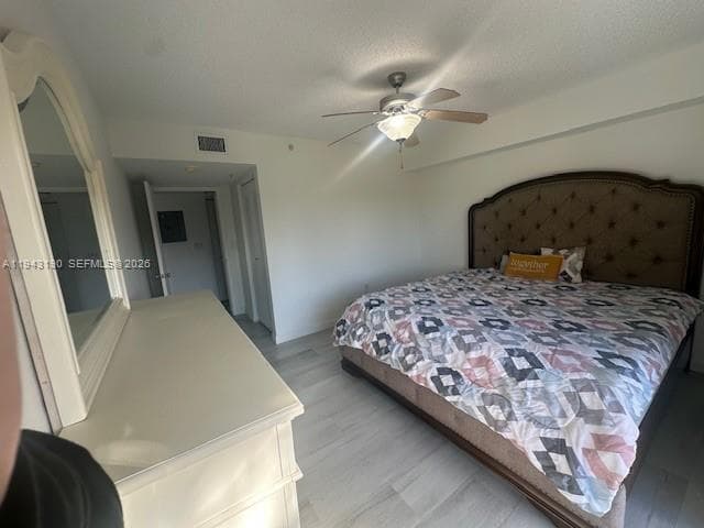 LAS OLAS BY THE RIVER CON · #1307 in Fort Lauderdale - Photo 11