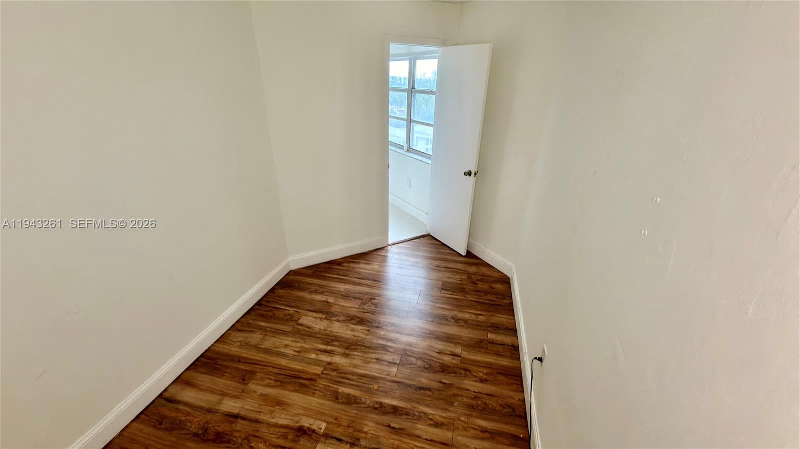 COMMODORE PLAZA CONDO · #906 in Aventura - Photo 17