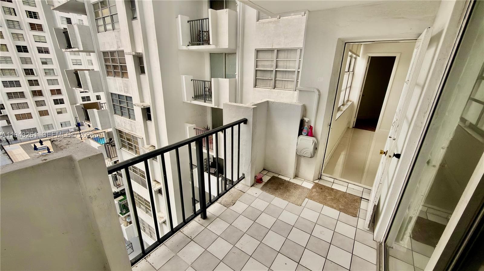COMMODORE PLAZA CONDO · #906 in Aventura - Photo 14