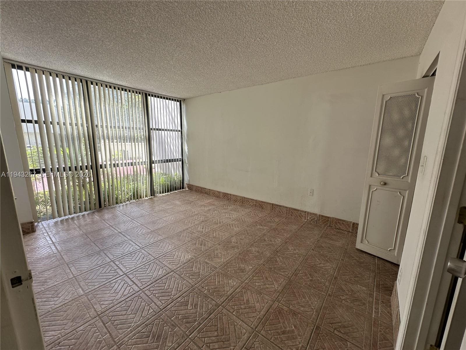 PLAZA OF AMERICAS CONDO P · #116 in Sunny Isles Beach - Photo 6