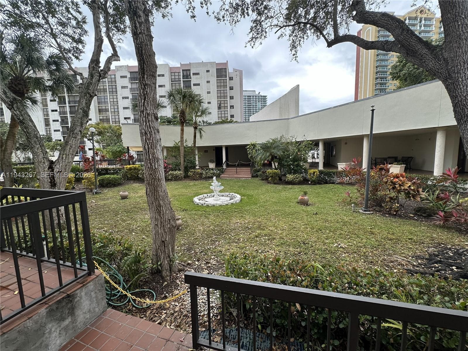 PLAZA OF AMERICAS CONDO P · #116 in Sunny Isles Beach - Photo 17