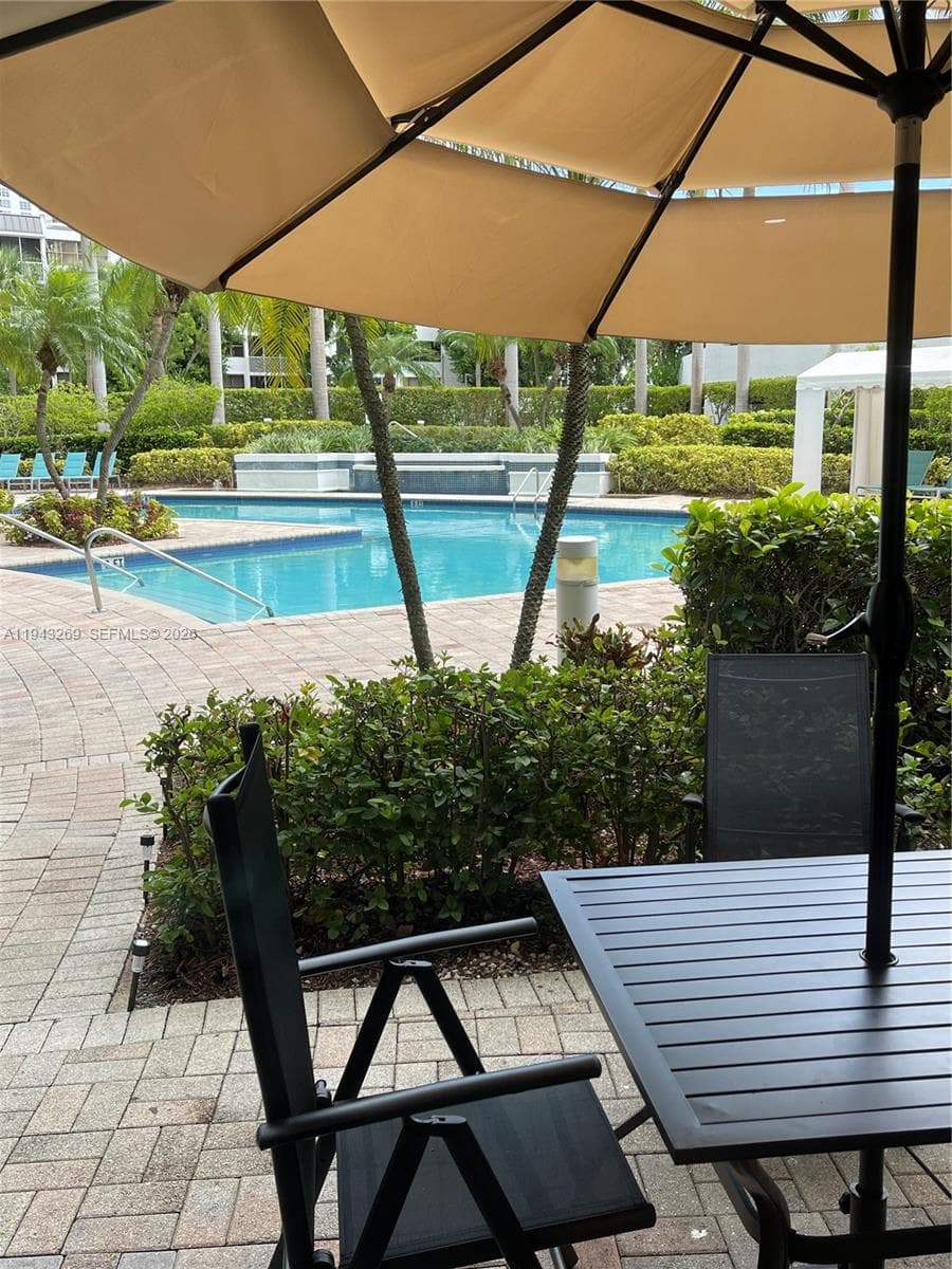 PARC CENTRAL AVENTURA EAS · #1804 in Aventura - Photo 17