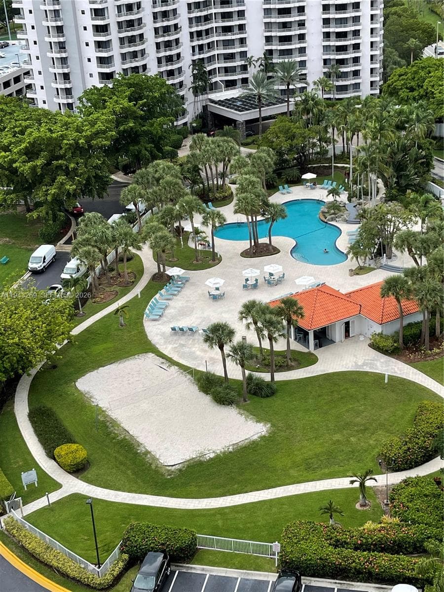 PARC CENTRAL AVENTURA EAS · #1804 in Aventura - Photo 31