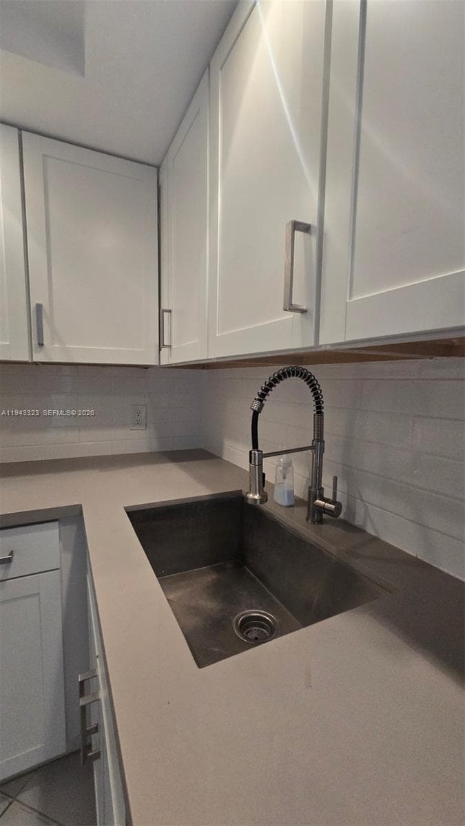 LONDON TOWERS CONDO · #404S in Bay Harbor Islands - Photo 22