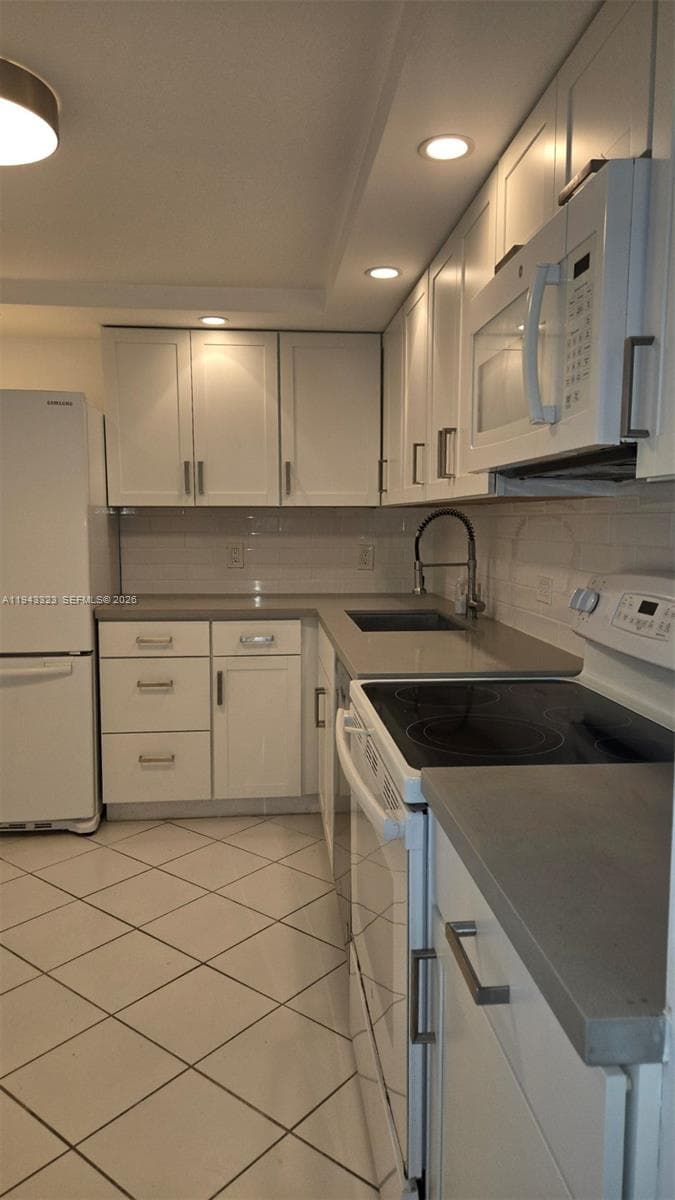 LONDON TOWERS CONDO · #404S in Bay Harbor Islands - Photo 14