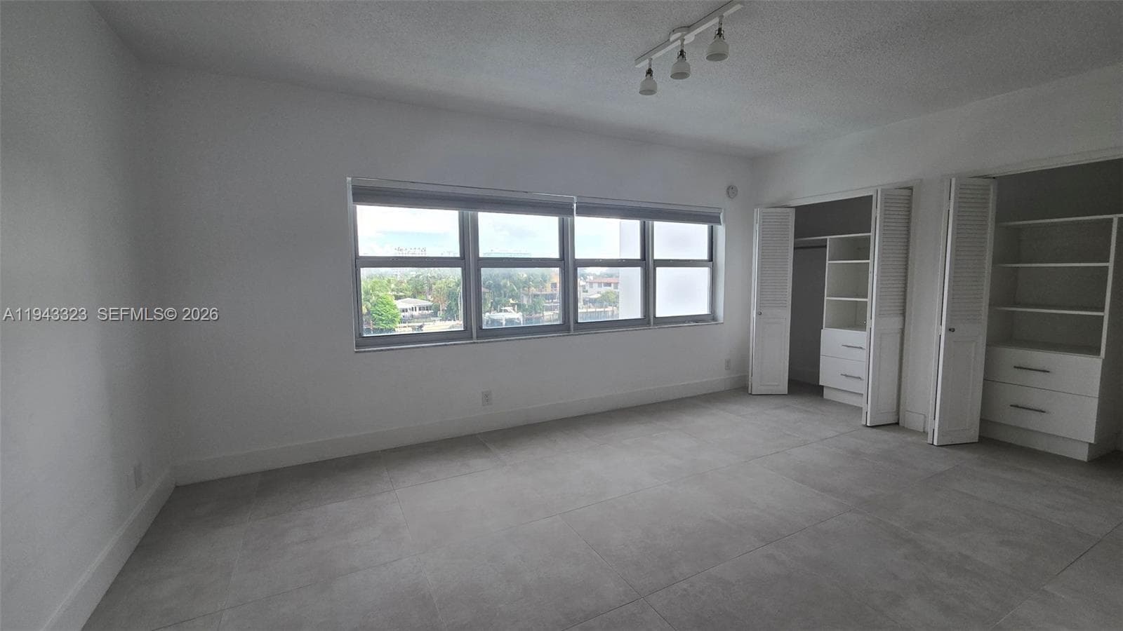 LONDON TOWERS CONDO · #404S in Bay Harbor Islands - Photo 21