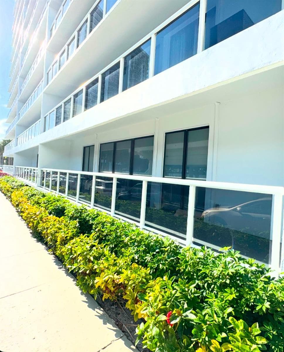 Waterview Condominium · #135 in Aventura - Photo 12