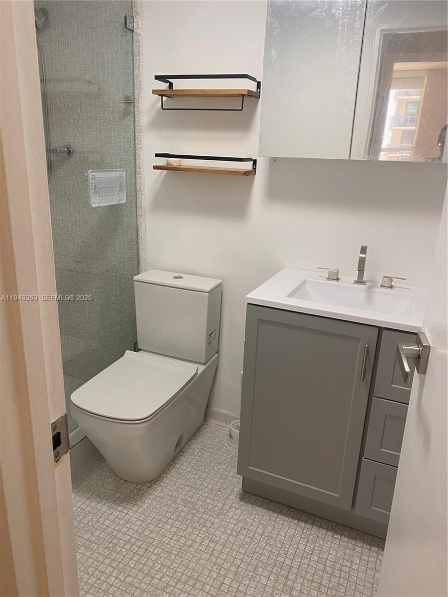 plaza of Bal harbour · #1016 in Bal Harbour - Photo 6
