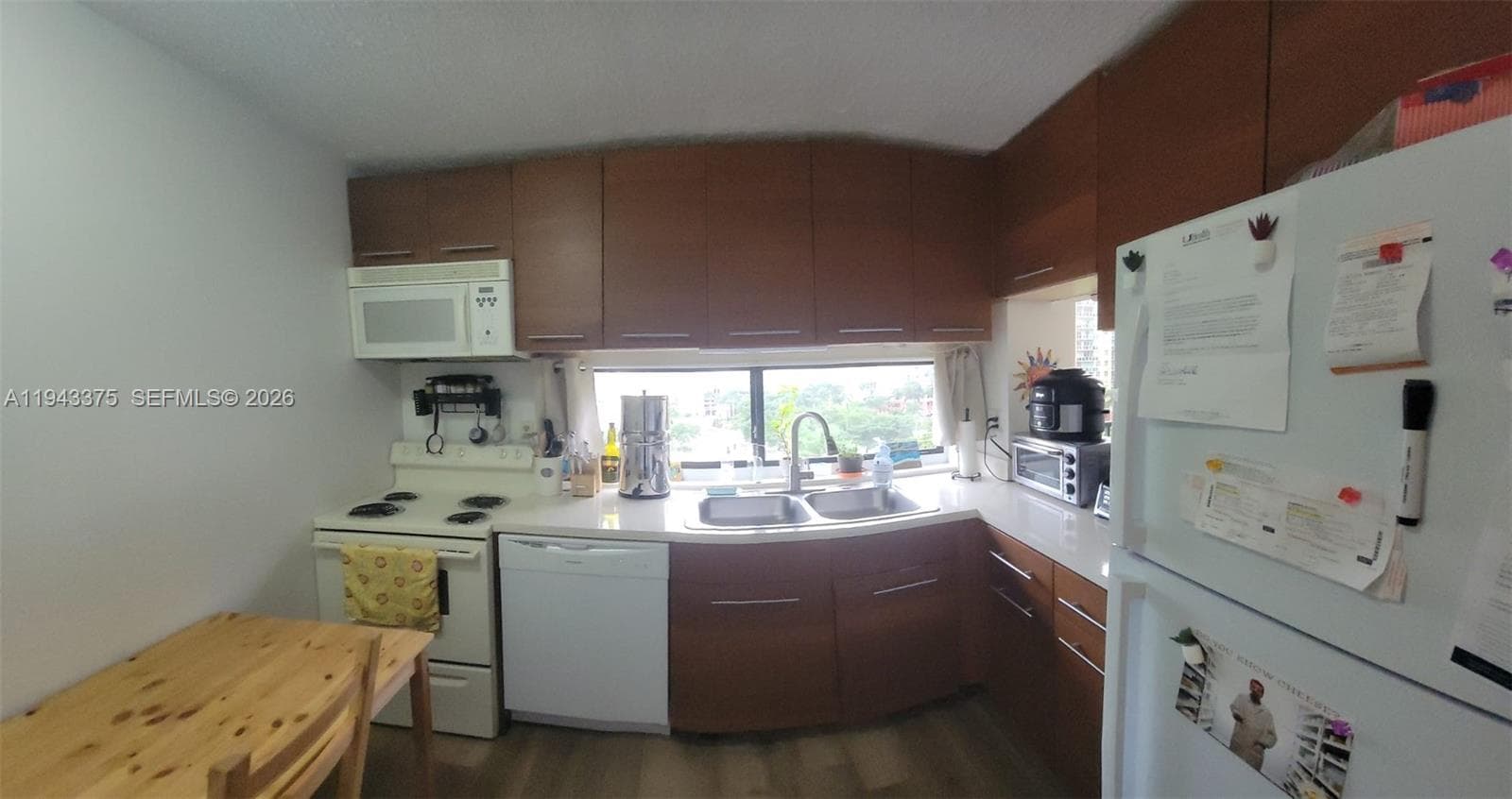 PLAZA OF AMERICAS CONDO P · #917 in Sunny Isles Beach - Photo 2
