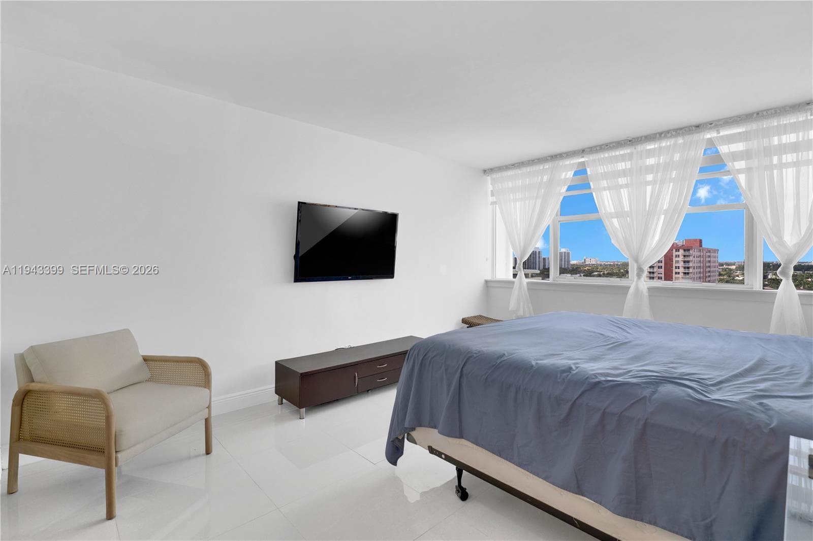 PARKER TOWER CONDO · #1211 in Hallandale Beach - Photo 19