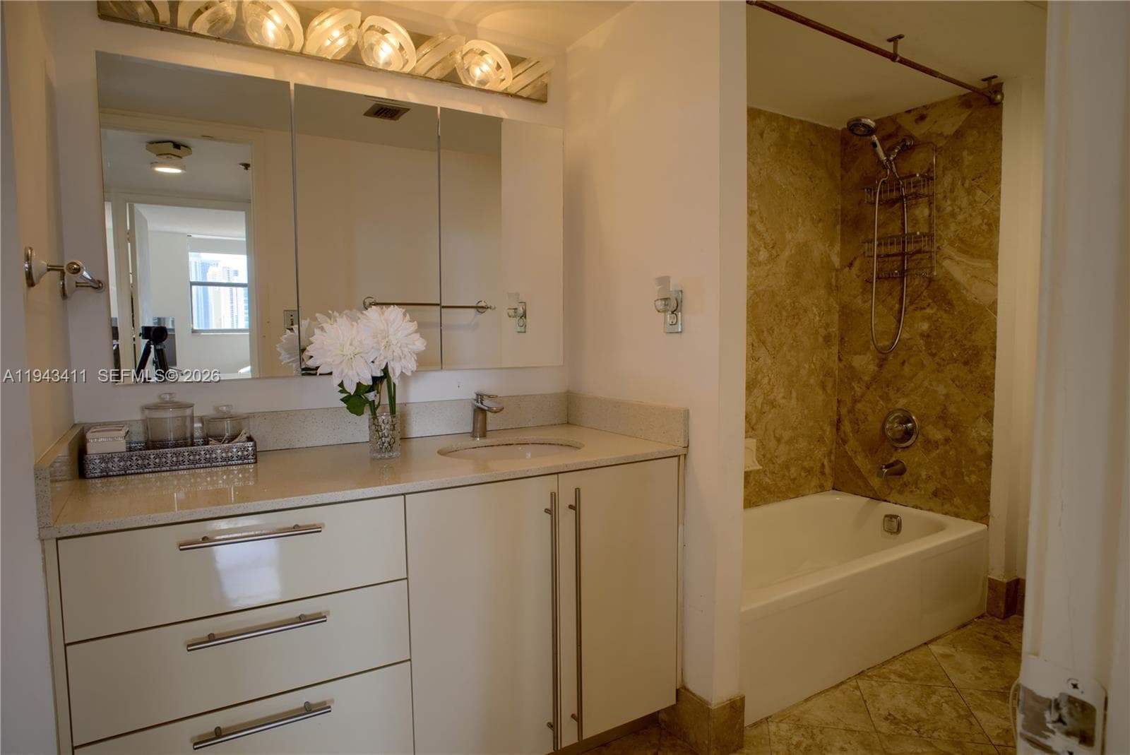 WINSTON TOWERS 600 CONDO · #1008 in Sunny Isles Beach - Photo 34