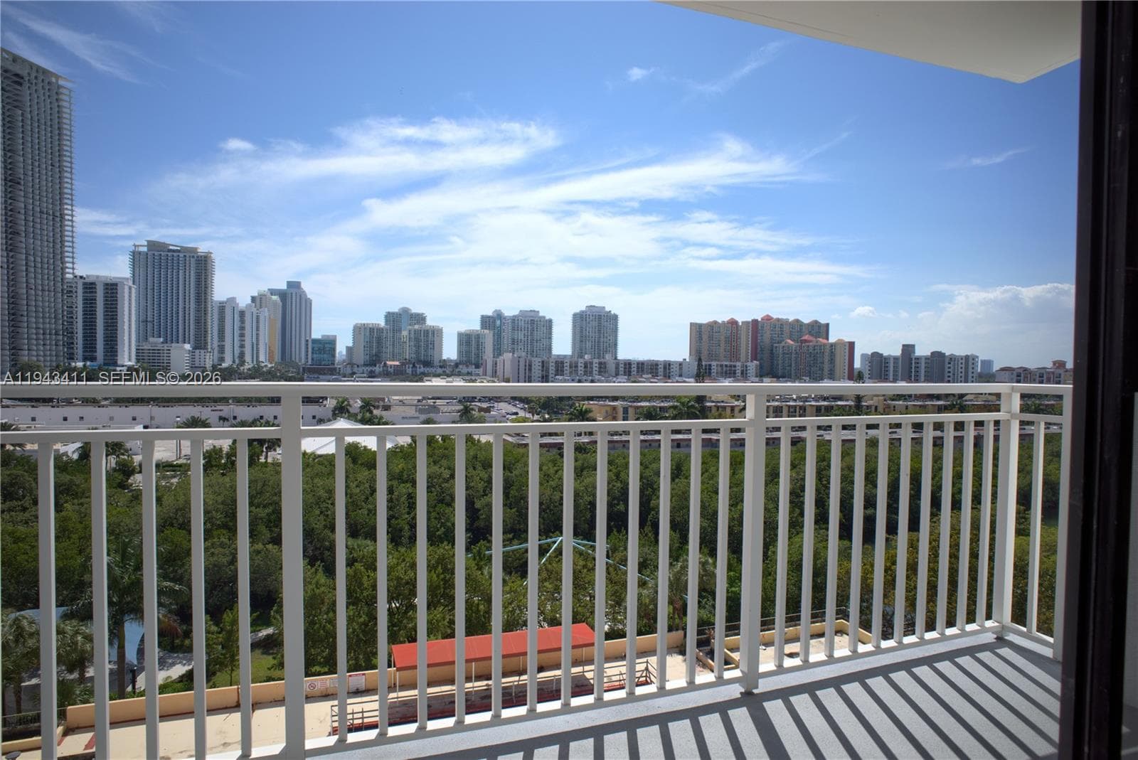 WINSTON TOWERS 600 CONDO · #1008 in Sunny Isles Beach - Photo 41
