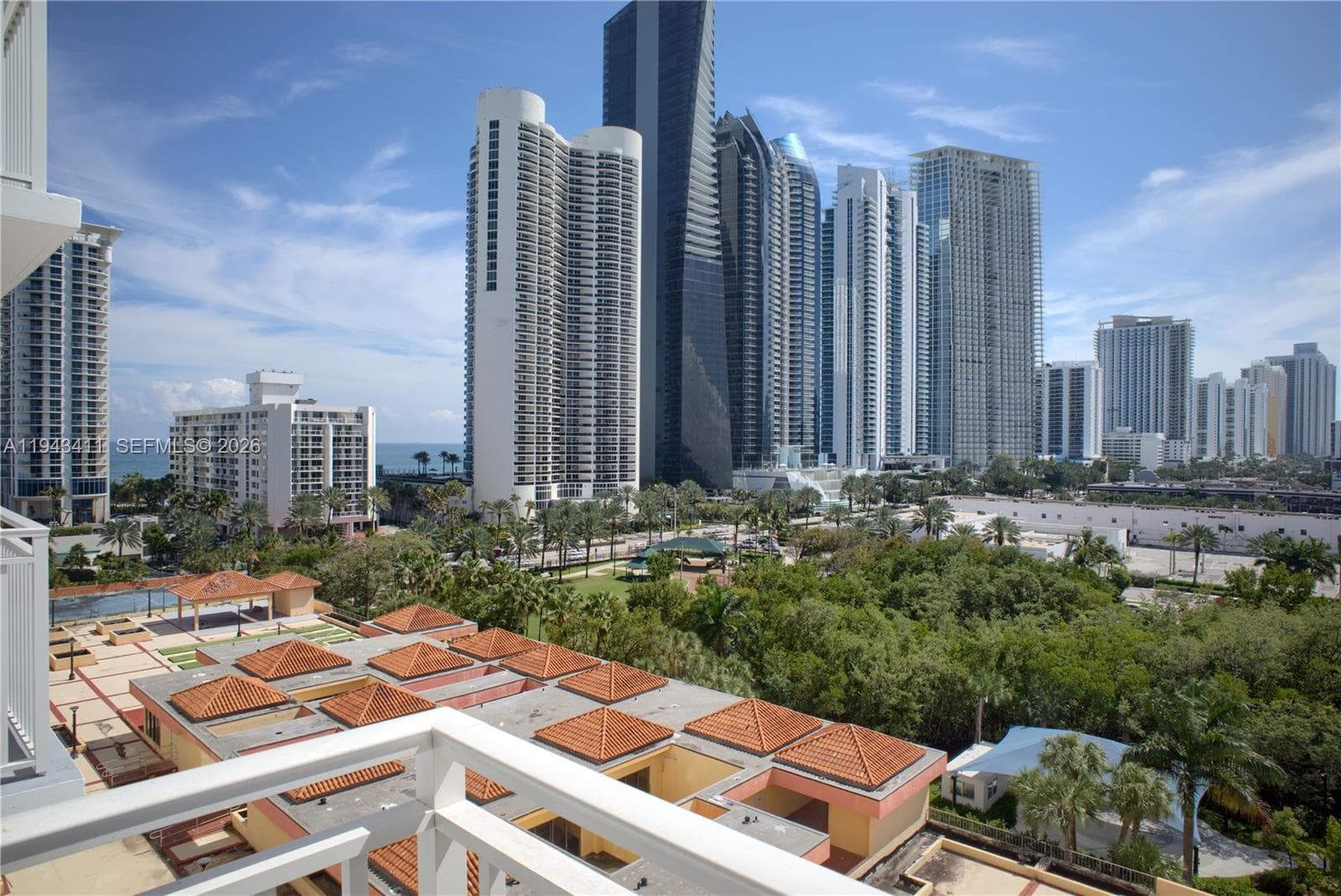 WINSTON TOWERS 600 CONDO · #1008 in Sunny Isles Beach - Photo 39