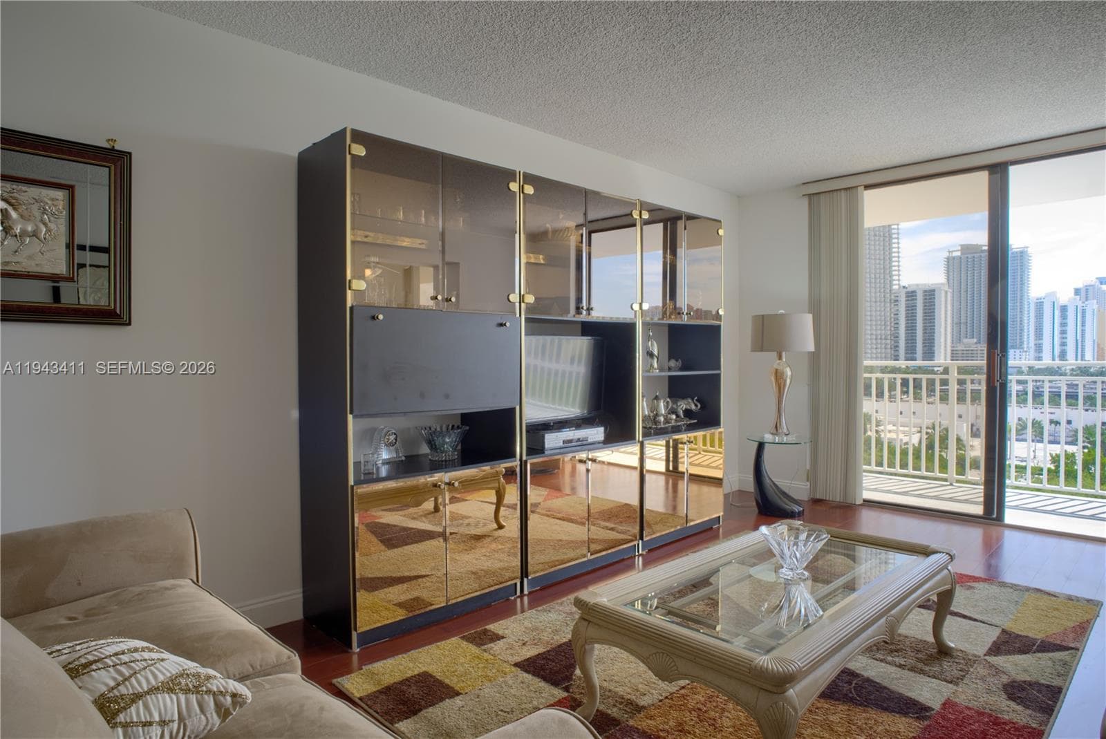 WINSTON TOWERS 600 CONDO · #1008 in Sunny Isles Beach - Photo 4