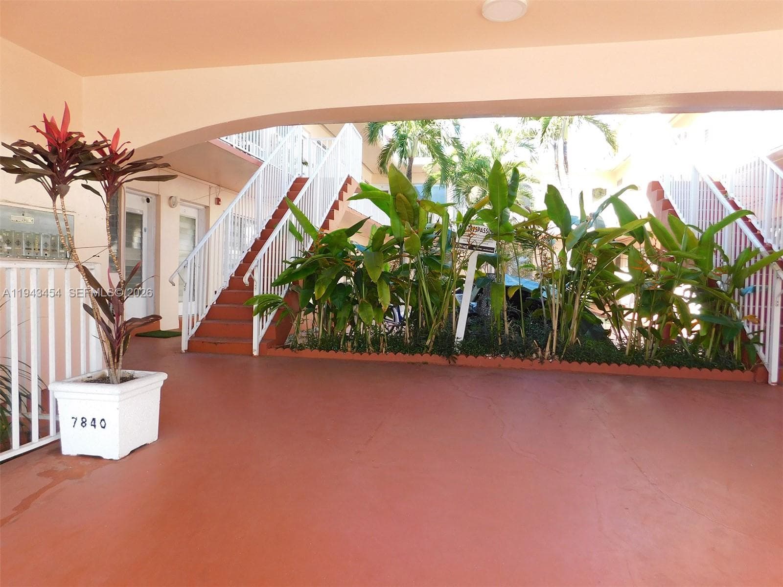 AMERICAN GARDENS CONDO · #2 in Miami Beach - Photo 2