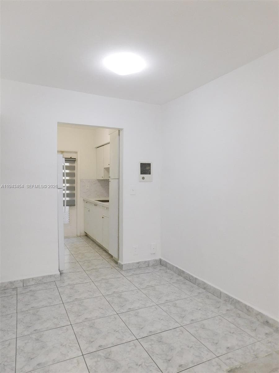 AMERICAN GARDENS CONDO · #2 in Miami Beach - Photo 8