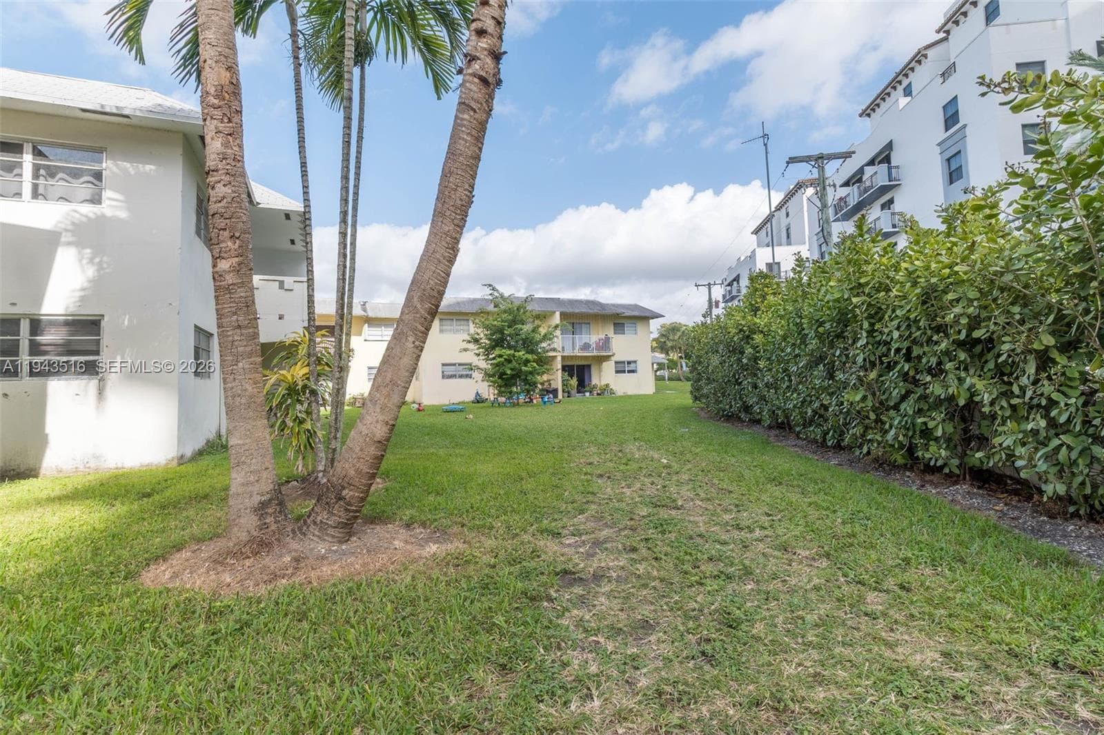 VILLAGE AT DADELAND CONDO · #B108 in Miami - Photo 16