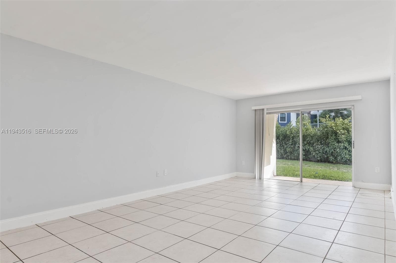 VILLAGE AT DADELAND CONDO · #B108 in Miami - Photo 4