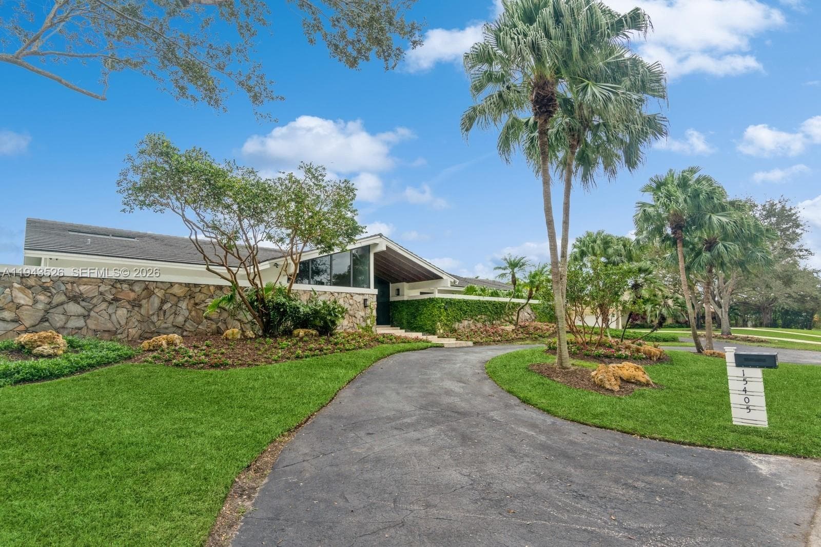 15405 SW 73rd Ct photo 2