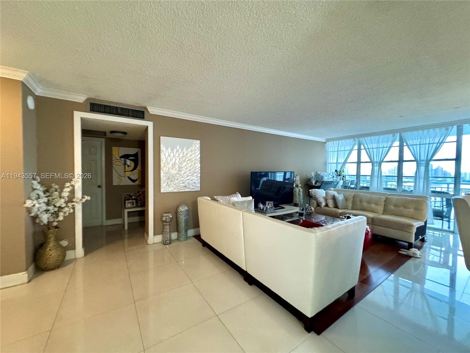 WINSTON TOWERS 500 · #2201 in Sunny Isles Beach - Photo 16