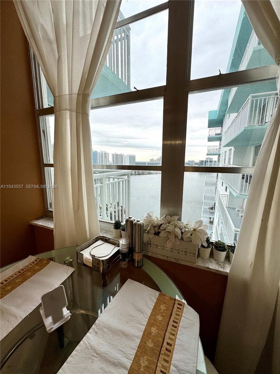 WINSTON TOWERS 500 · #2201 in Sunny Isles Beach - Photo 19