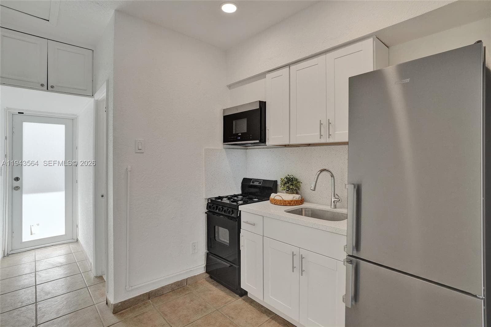 ENCLAVE WATERSIDE VILLAS · #1-2 in Miami Beach - Photo 18