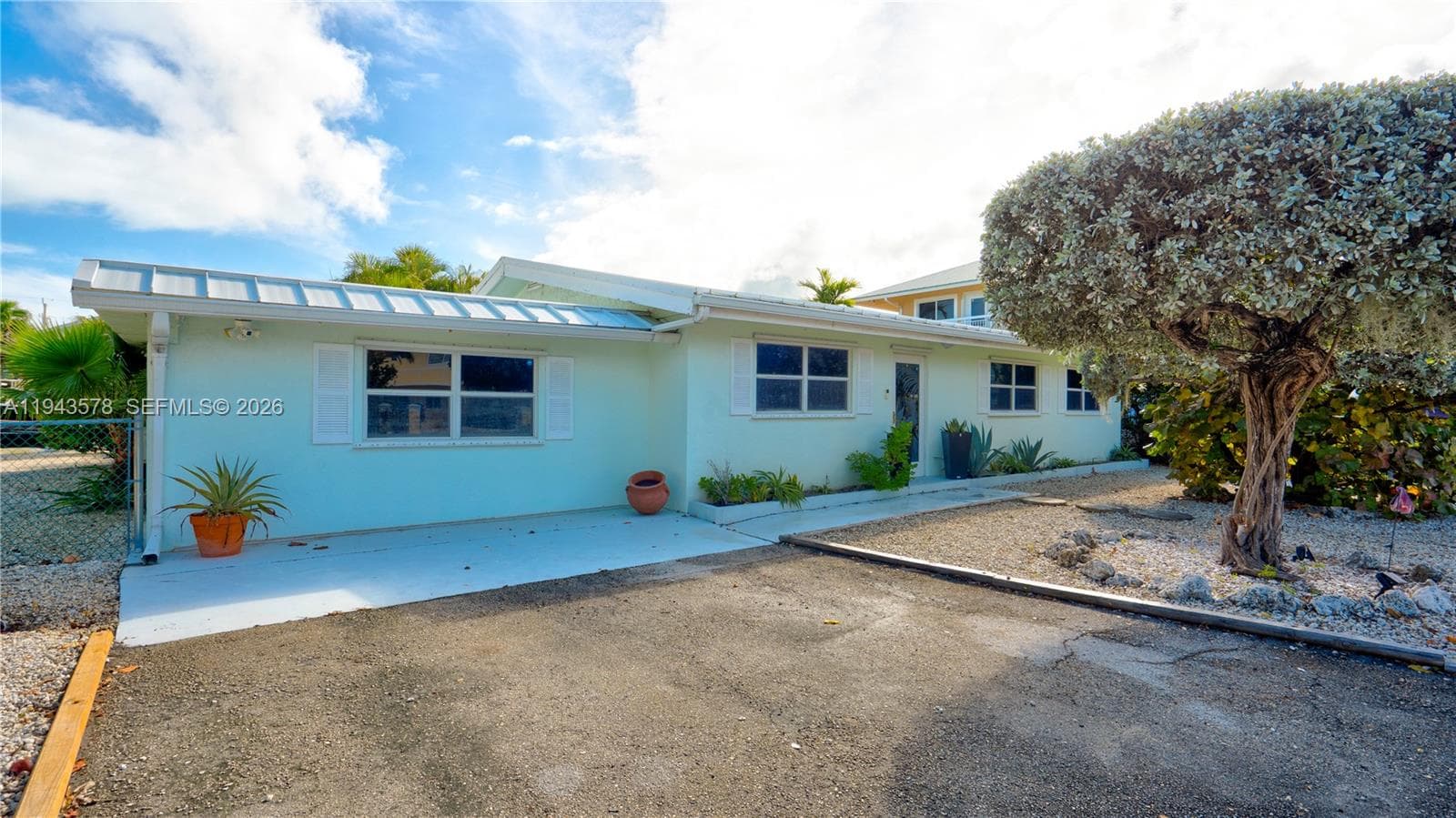 150 Azalea St. photo 52