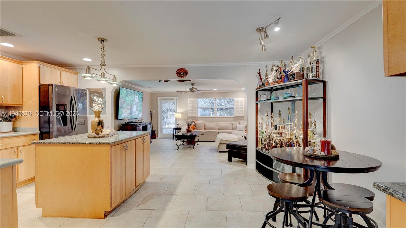 150 Azalea St. photo 10
