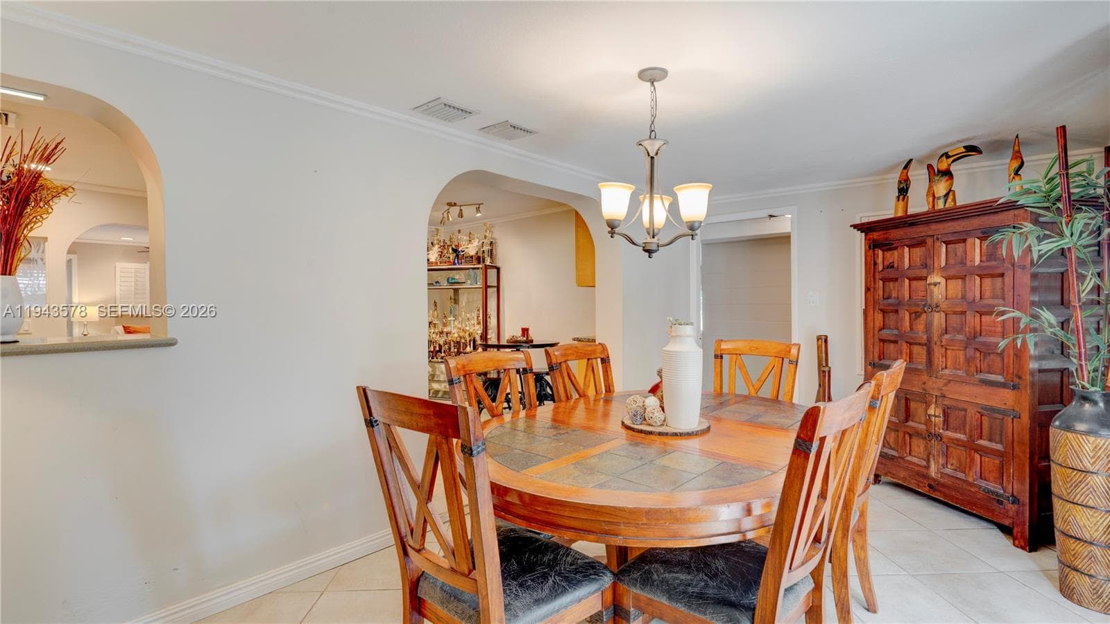 150 Azalea St. photo 8