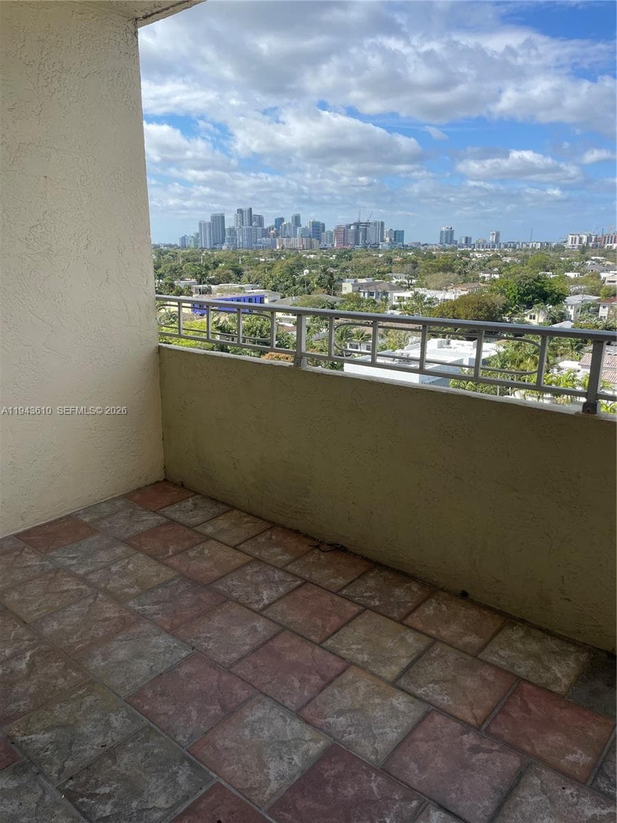 VICTORIA PARK TOWER CONDO · #1004 in Fort Lauderdale - Photo 13