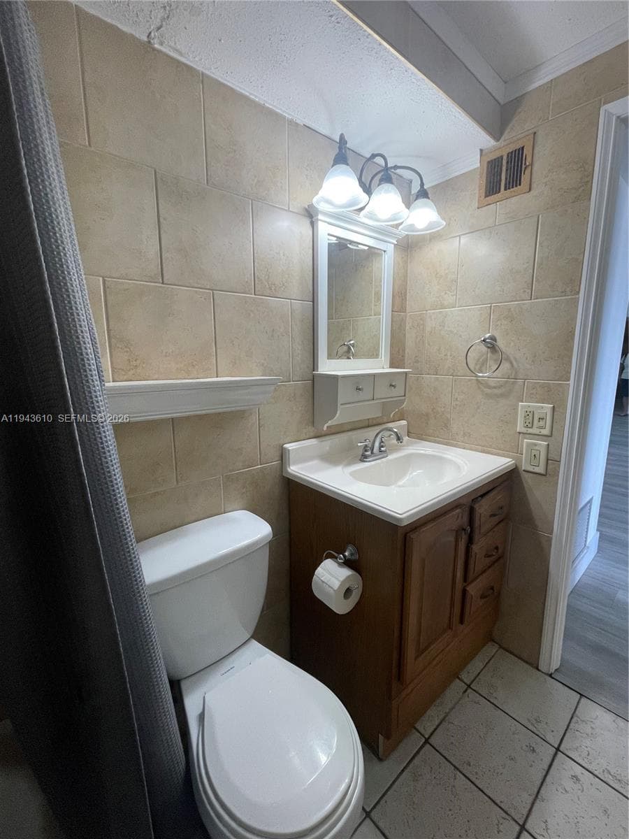 VICTORIA PARK TOWER CONDO · #1004 in Fort Lauderdale - Photo 15