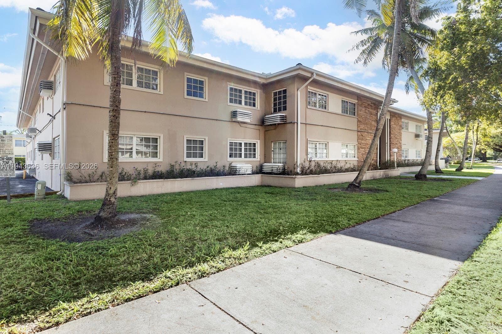 SANTONA CONDO · #C18 in Coral Gables - Photo 10