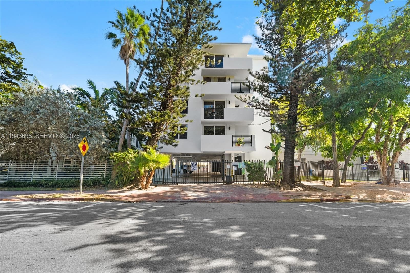 JEFFERSON SOUTH SHORE CON · #205 in Miami Beach - Photo 22