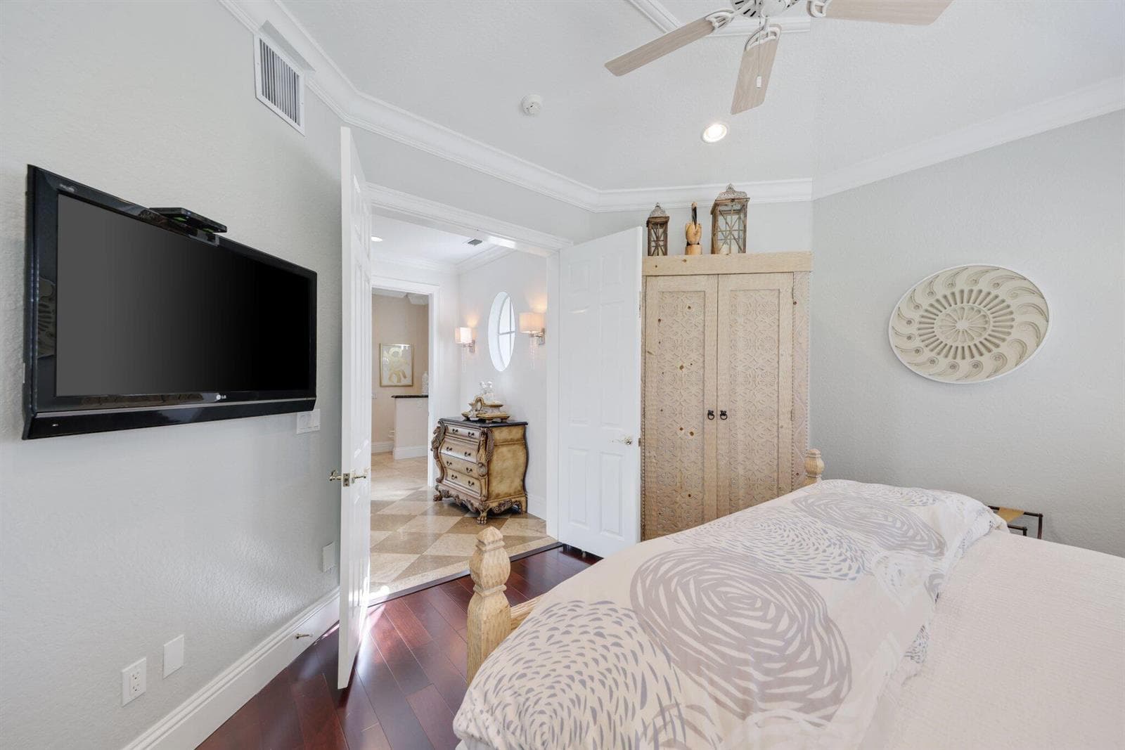 4317 Intracoastal Drive - 49.jpg-SMALL