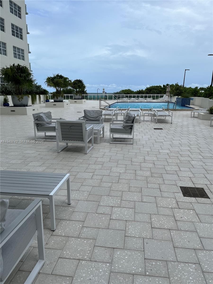 THE COLLINS CONDO · #426 in Miami Beach - Photo 15