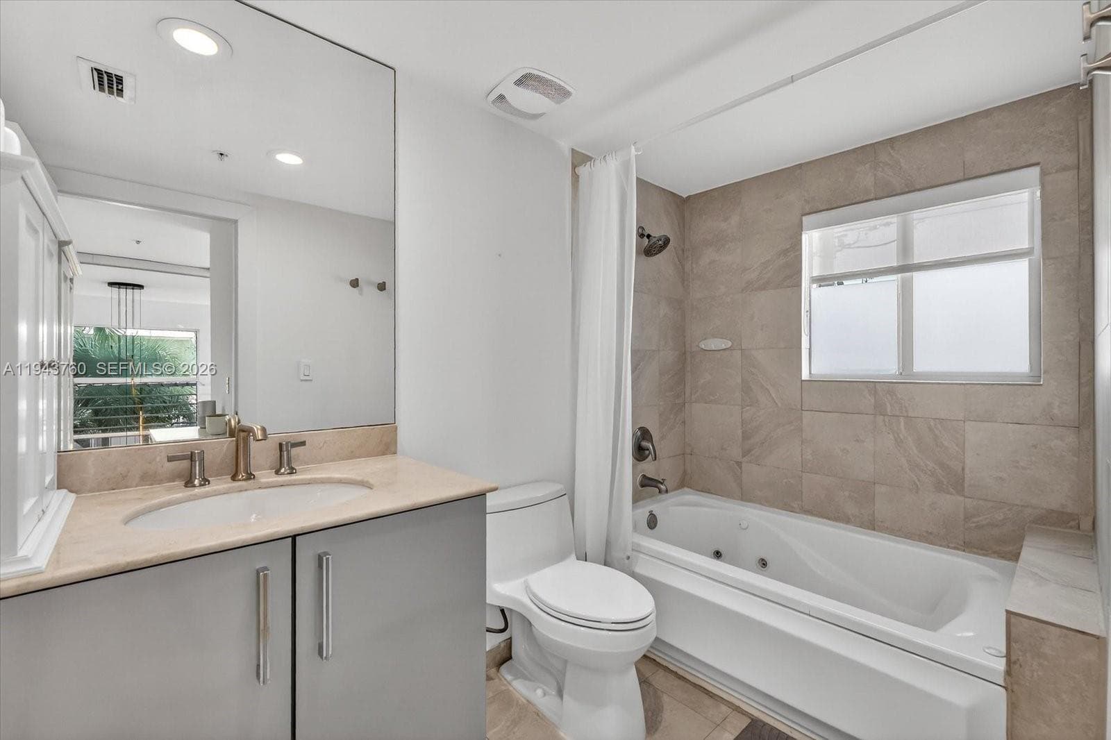 VILAZUL SEASIDE LOFTS · #7 in Miami Beach - Photo 20