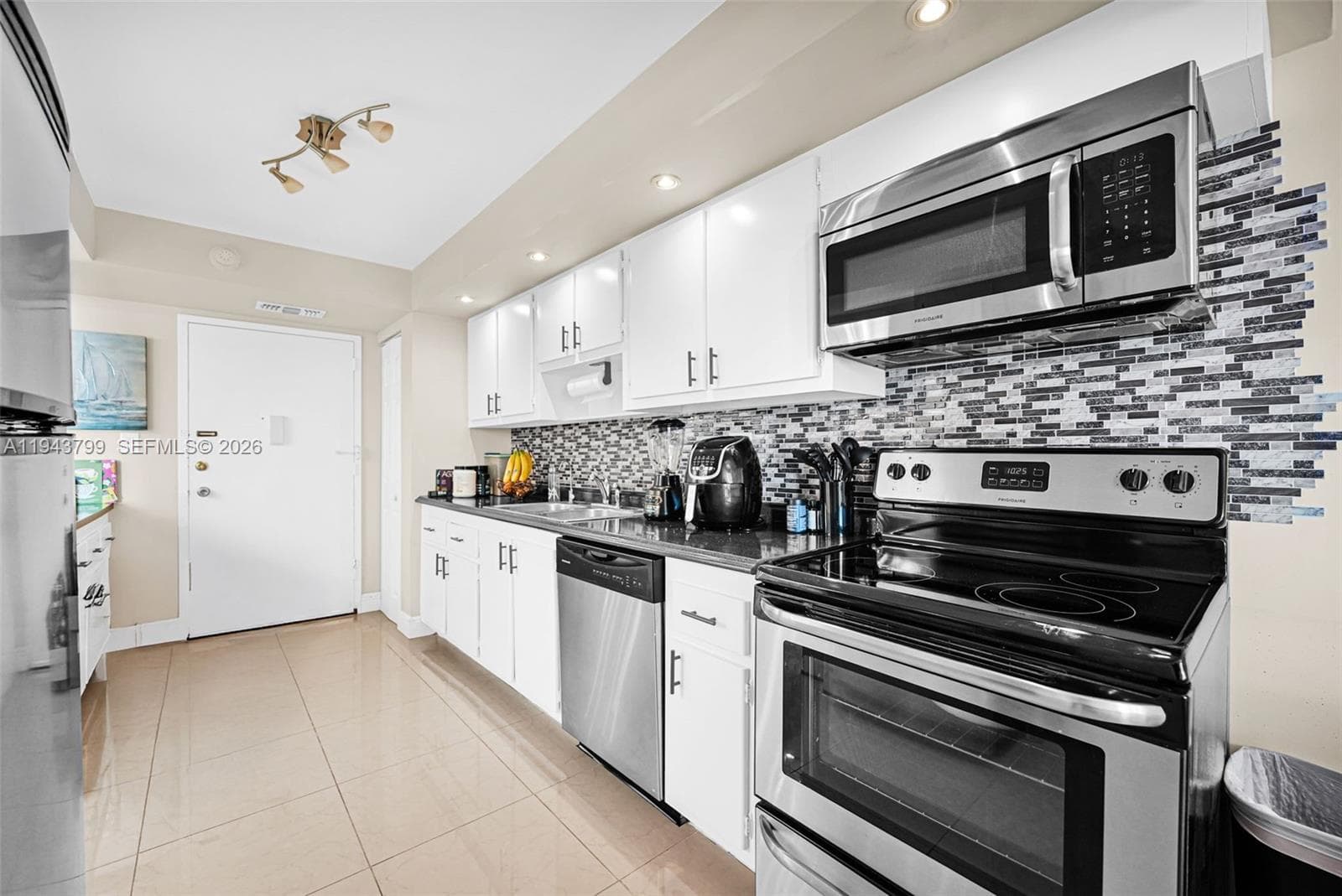 BURLEIGH HOUSE CONDO · #1722 in Miami Beach - Photo 11