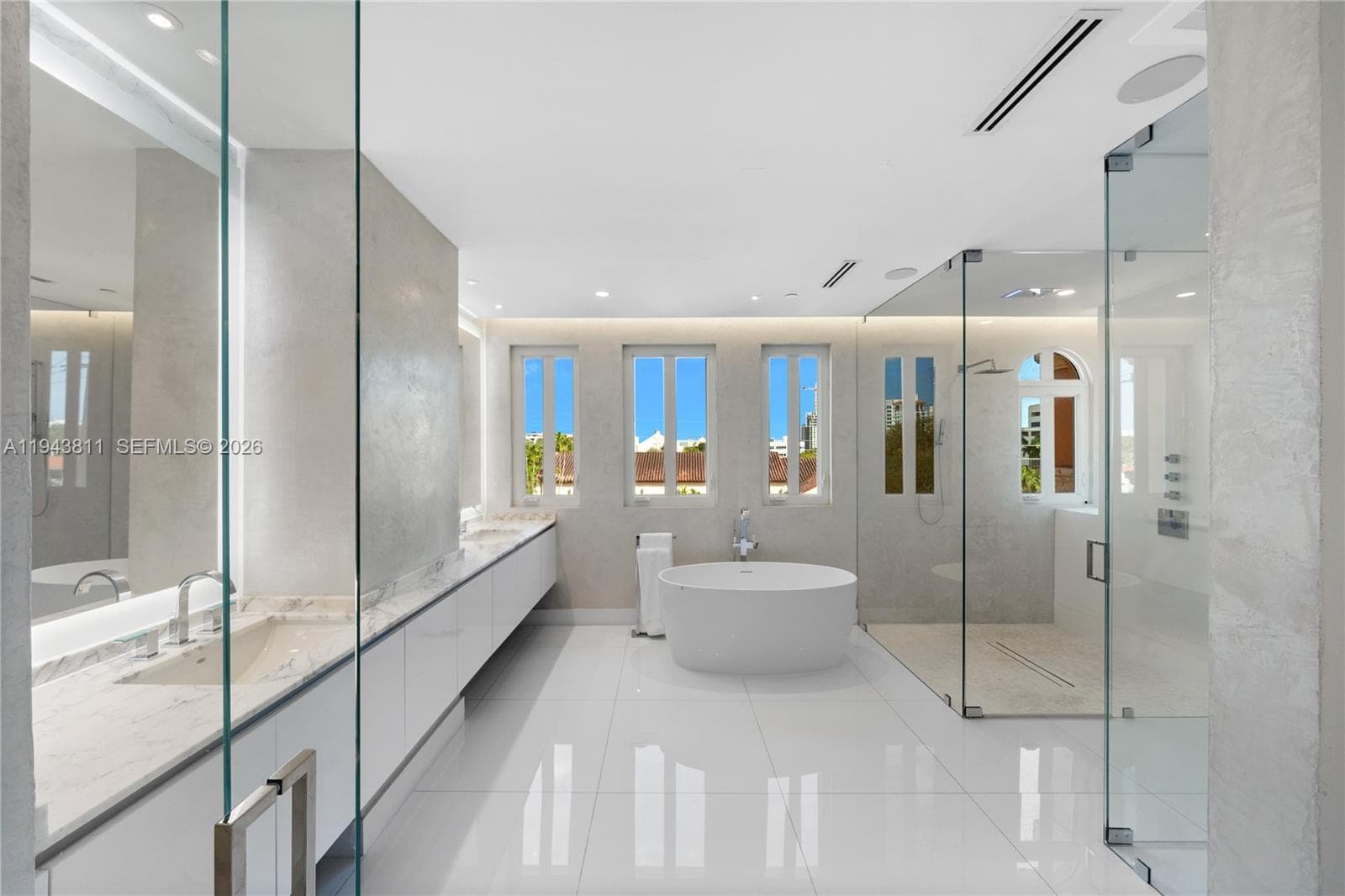 SEGOVIA TOWER CONDO · #2 in Coral Gables - Photo 8