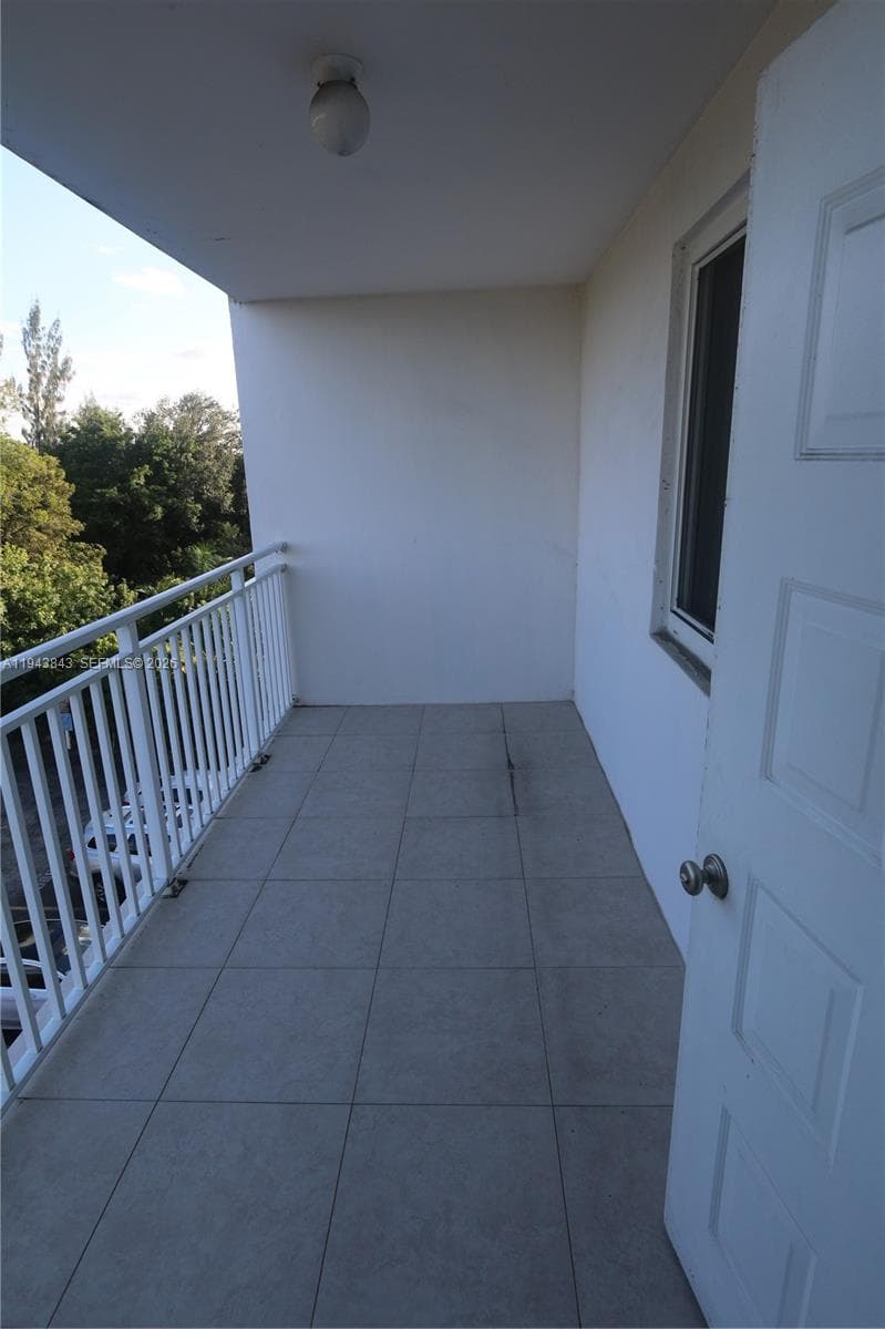 CORAL GATE EAST CONDO · #1-430 in Hialeah - Photo 10