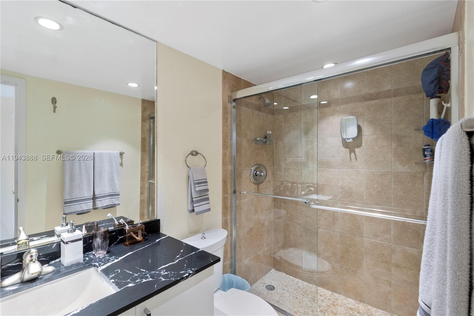 PARKER PLAZA CONDO ESTATE · #1820 in Hallandale Beach - Photo 20
